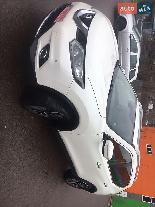 Внедорожник / Кроссовер Nissan X-Trail 2014 в Ровно