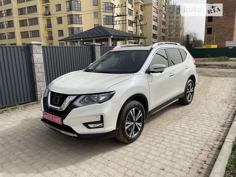 Позашляховик / Кросовер Nissan X-Trail 2018 в Івано-Франківську
