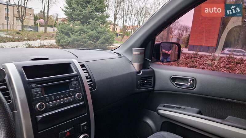 Позашляховик / Кросовер Nissan X-Trail 2012 в Львові