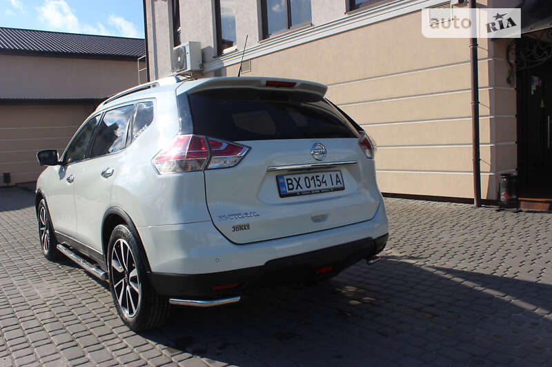 Позашляховик / Кросовер Nissan X-Trail 2015 в Дунаївцях