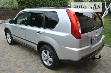 Внедорожник / Кроссовер Nissan X-Trail 2012 в Черновцах