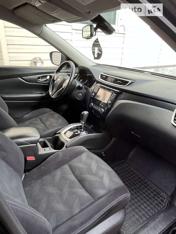 Внедорожник / Кроссовер Nissan X-Trail 2016 в Виннице