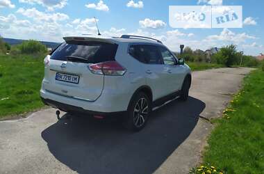 Внедорожник / Кроссовер Nissan X-Trail 2017 в Ровно