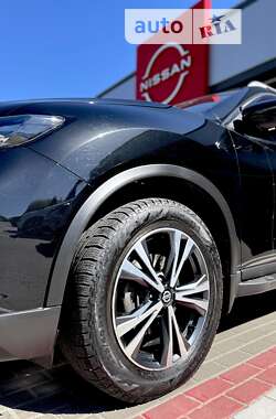 Позашляховик / Кросовер Nissan X-Trail 2020 в Рівному