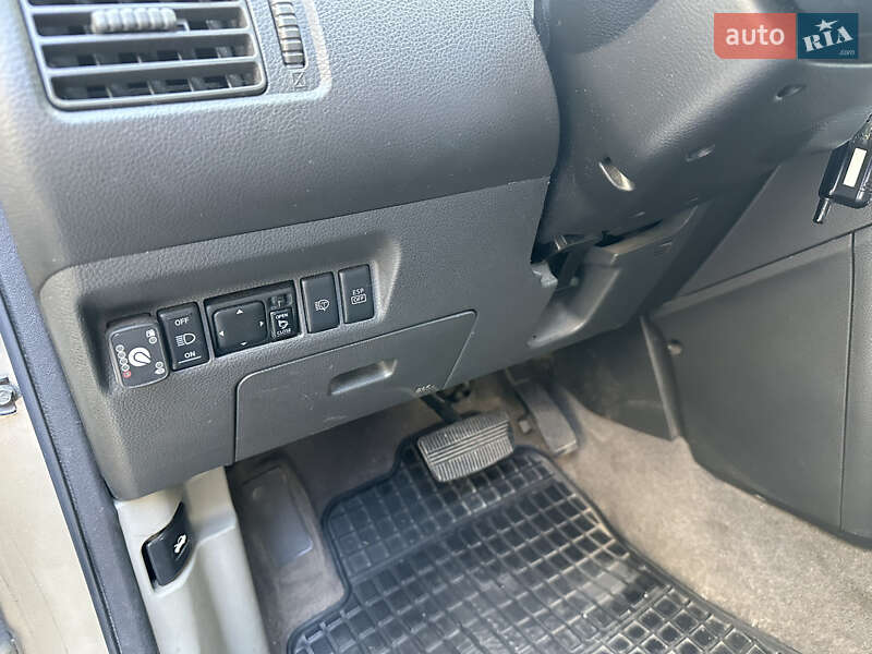 Позашляховик / Кросовер Nissan X-Trail 2005 в Фастові