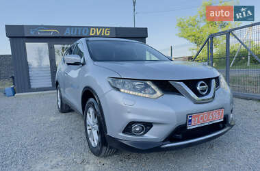 Внедорожник / Кроссовер Nissan X-Trail 2015 в 