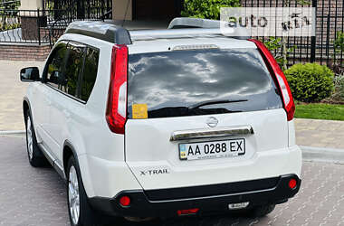 Позашляховик / Кросовер Nissan X-Trail 2011 в Києві