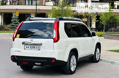 Позашляховик / Кросовер Nissan X-Trail 2011 в Києві