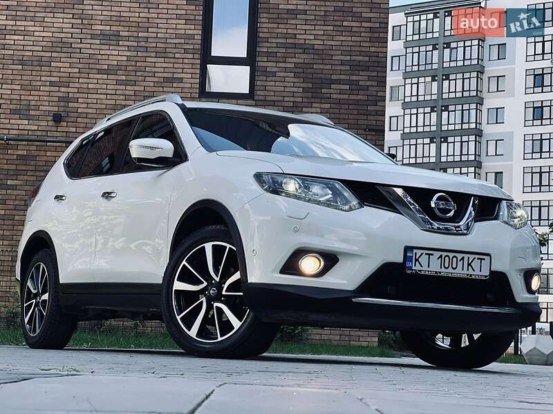 Внедорожник / Кроссовер Nissan X-Trail 2015 в Ивано-Франковске
