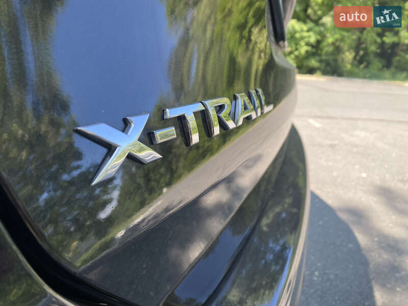 Позашляховик / Кросовер Nissan X-Trail 2017 в Горішніх Плавнях фото 9 Позашляховик / Кросовер Nissan X-Trail 2017 в Горішніх Плавнях