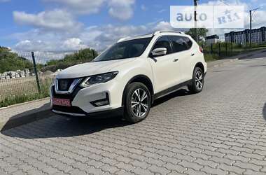 Позашляховик / Кросовер Nissan X-Trail 2018 в Івано-Франківську