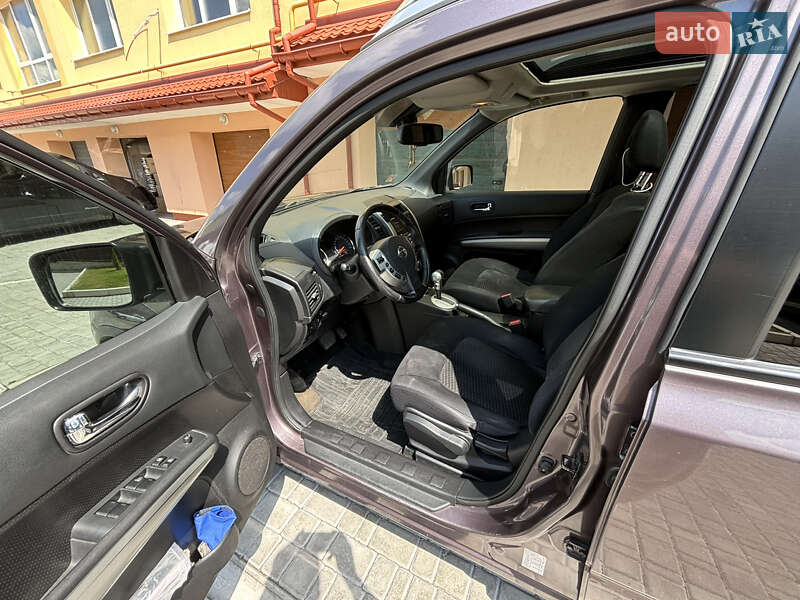Позашляховик / Кросовер Nissan X-Trail 2012 в Львові