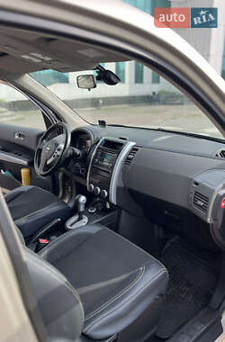 Внедорожник / Кроссовер Nissan X-Trail 2007 в Новгород-Северском