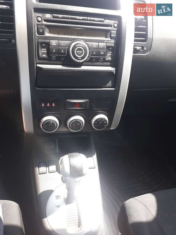 Внедорожник / Кроссовер Nissan X-Trail 2010 в Полтаве