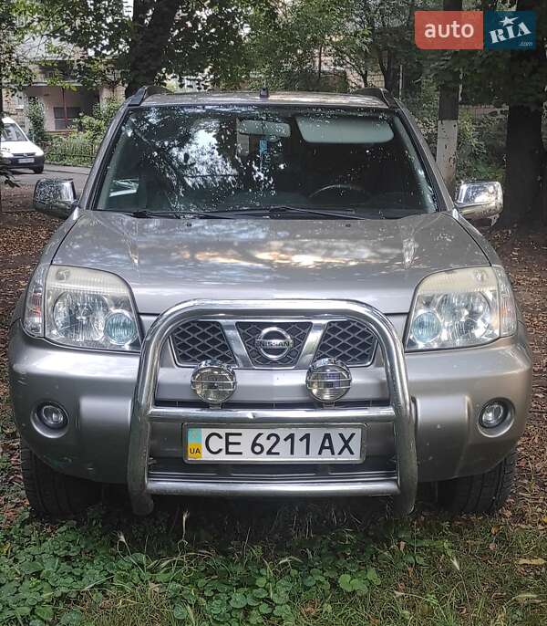 Внедорожник / Кроссовер Nissan X-Trail 2004 в 