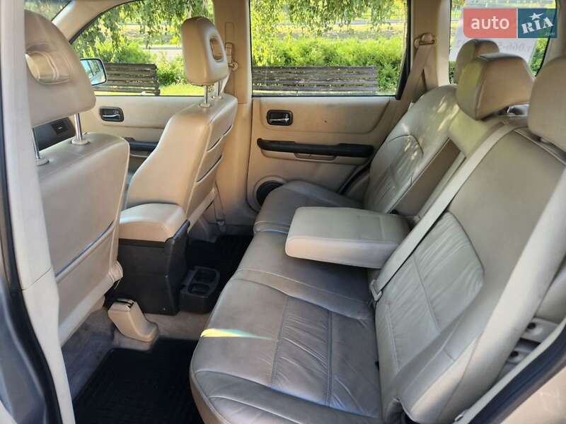 Позашляховик / Кросовер Nissan X-Trail 2001 в Чернівцях