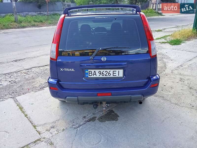 Позашляховик / Кросовер Nissan X-Trail 2003 в Світловодську