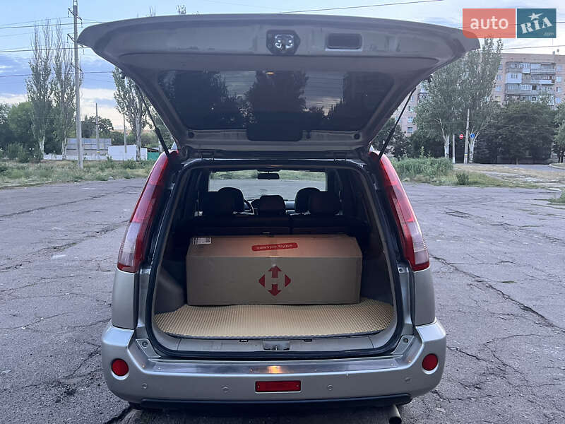 Внедорожник / Кроссовер Nissan X-Trail 2004 в Кодыме