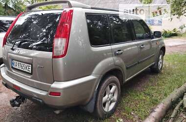 Внедорожник / Кроссовер Nissan X-Trail 2002 в Остер