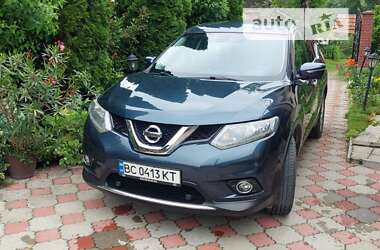 Внедорожник / Кроссовер Nissan X-Trail 2015 в Старом Самборе