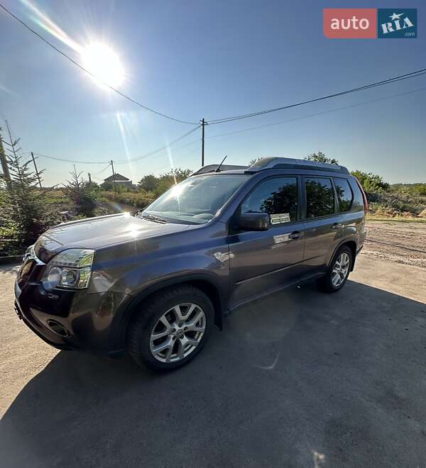 Позашляховик / Кросовер Nissan X-Trail 2011 в Долинській
