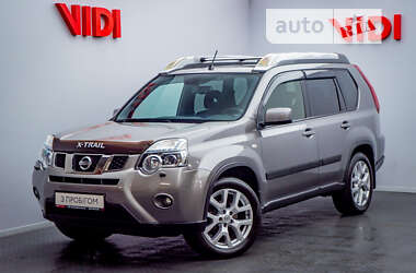 Позашляховик / Кросовер Nissan X-Trail 2012 в Києві