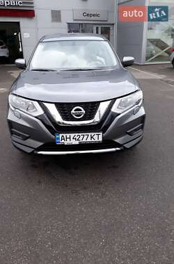 Внедорожник / Кроссовер Nissan X-Trail 2019 в Днепре