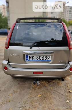 Позашляховик / Кросовер Nissan X-Trail 2005 в Києві