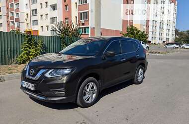 Внедорожник / Кроссовер Nissan X-Trail 2019 в Харькове