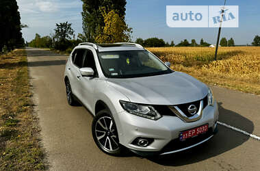 Внедорожник / Кроссовер Nissan X-Trail 2016 в Барышевке