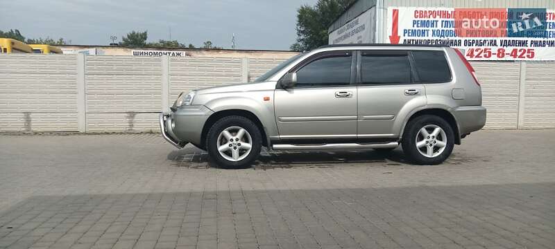 Внедорожник / Кроссовер Nissan X-Trail 2002 в Одессе