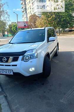 Внедорожник / Кроссовер Nissan X-Trail 2012 в Чернигове