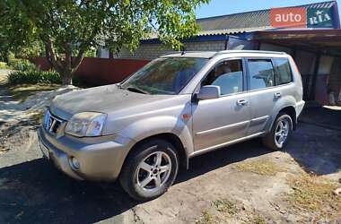 Внедорожник / Кроссовер Nissan X-Trail 2003 в Черкассах