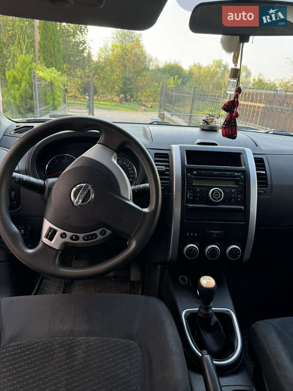 Позашляховик / Кросовер Nissan X-Trail 2011 в Самборі