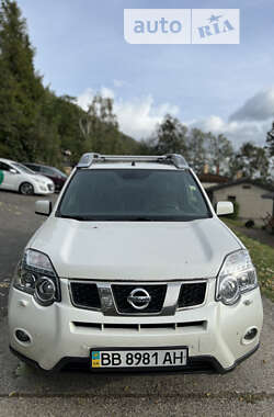 Внедорожник / Кроссовер Nissan X-Trail 2013 в Ковеле