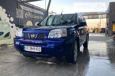 Внедорожник / Кроссовер Nissan X-Trail 2004 в Черновцах