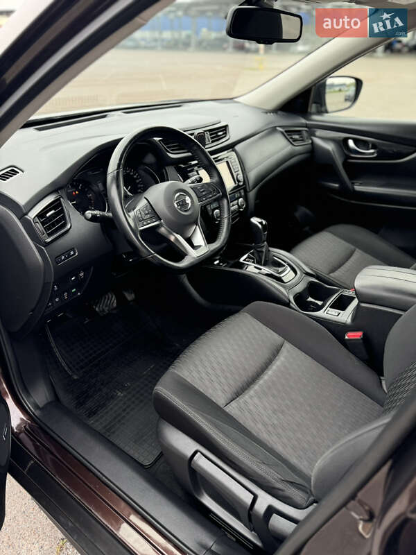 Позашляховик / Кросовер Nissan X-Trail 2018 в Солонці