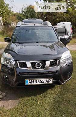 Позашляховик / Кросовер Nissan X-Trail 2012 в Звягелі