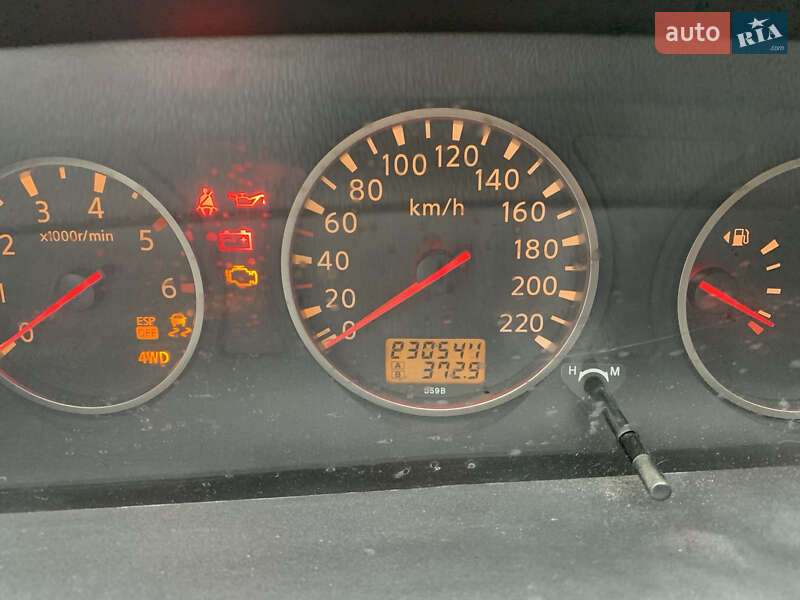 Внедорожник / Кроссовер Nissan X-Trail 2005 в Львове