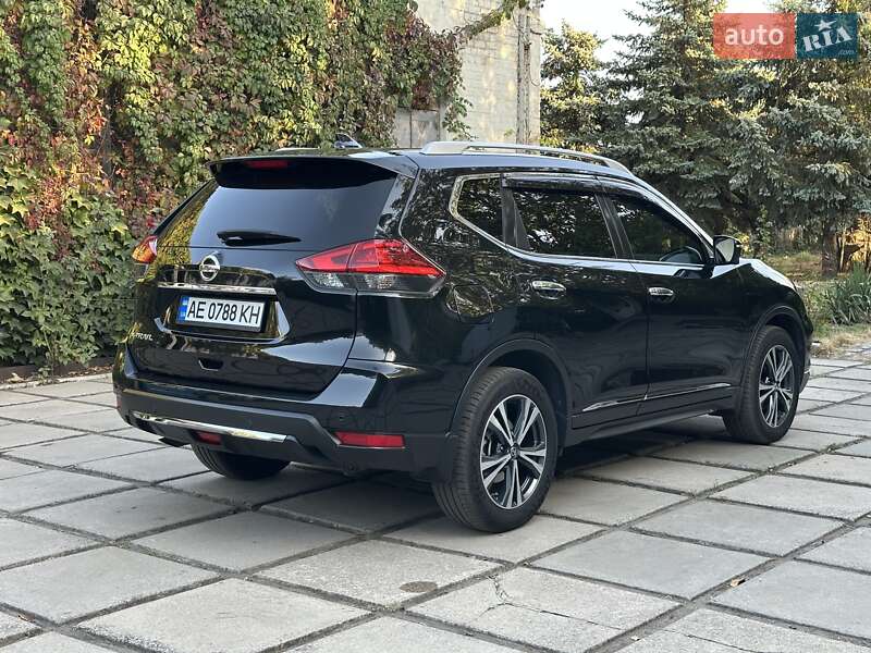 Внедорожник / Кроссовер Nissan X-Trail 2018 в Павлограде