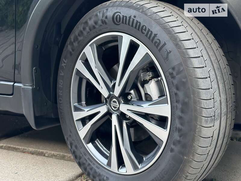 Внедорожник / Кроссовер Nissan X-Trail 2018 в Павлограде