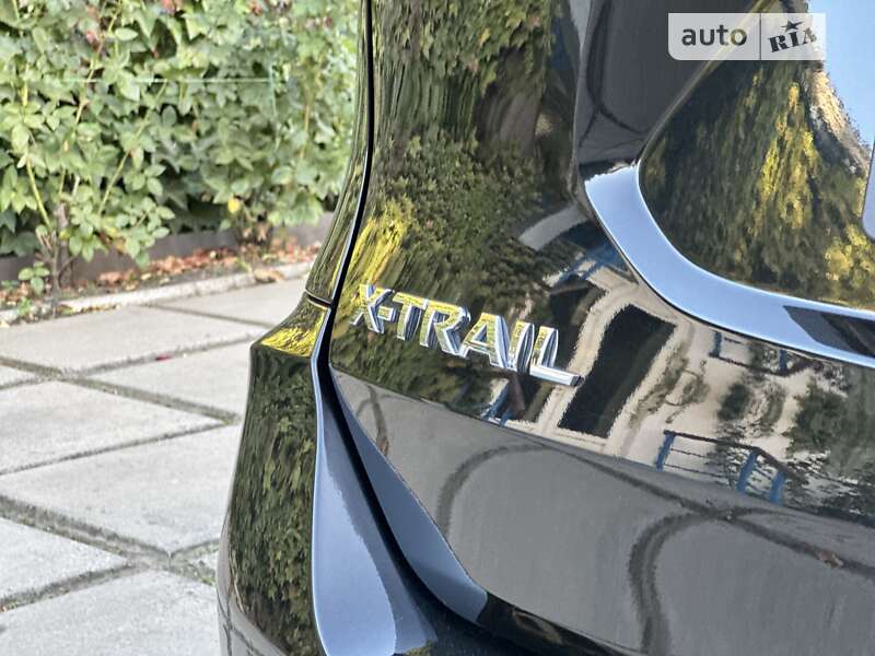 Внедорожник / Кроссовер Nissan X-Trail 2018 в Павлограде