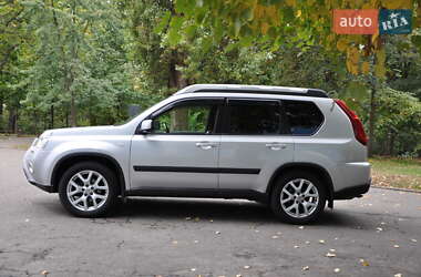 Позашляховик / Кросовер Nissan X-Trail 2013 в Києві