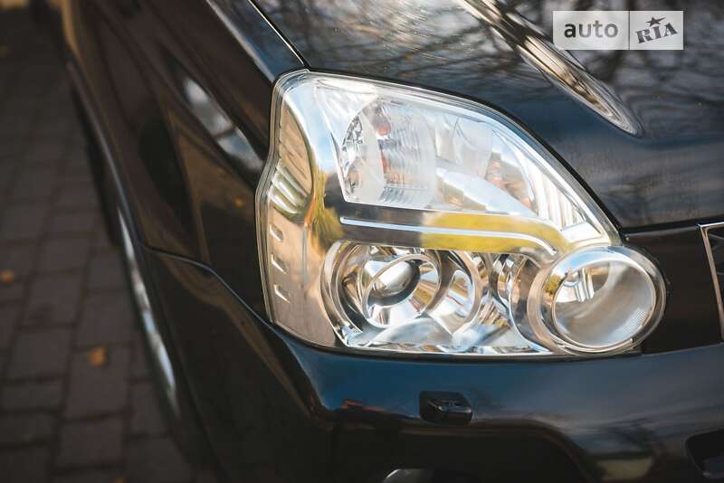 Внедорожник / Кроссовер Nissan X-Trail 2008 в Брошневе-Осаде