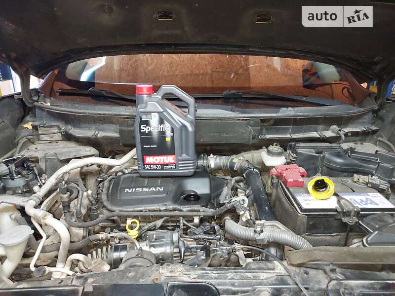 Позашляховик / Кросовер Nissan X-Trail 2015 в Києві