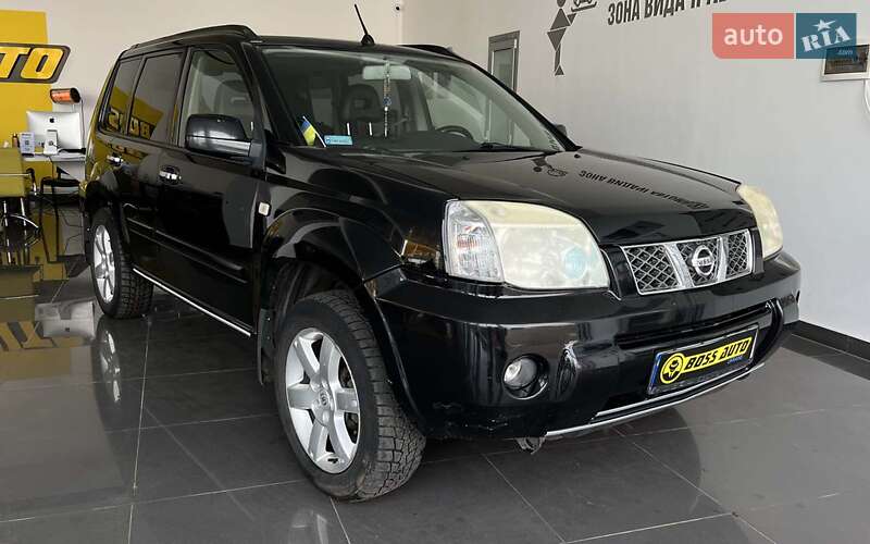 Внедорожник / Кроссовер Nissan X-Trail 2005 в Червонограде