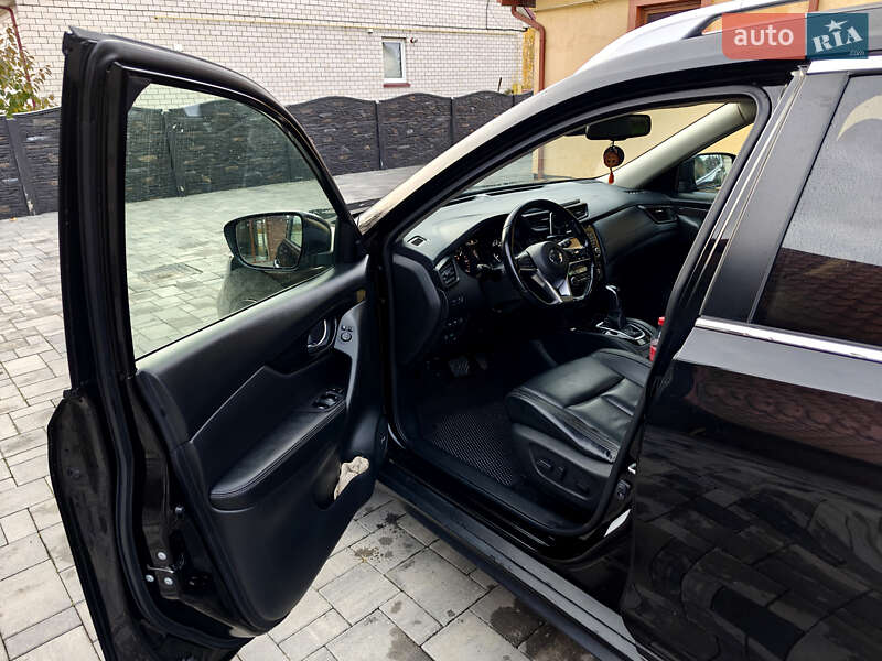 Внедорожник / Кроссовер Nissan X-Trail 2017 в Камне-Каширском