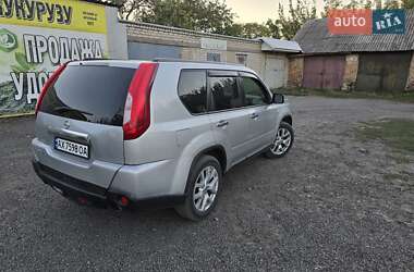 Внедорожник / Кроссовер Nissan X-Trail 2013 в Лозовой