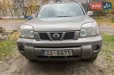 Позашляховик / Кросовер Nissan X-Trail 2004 в Слов'янську