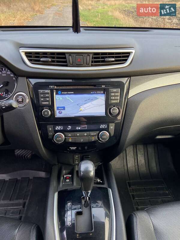 Внедорожник / Кроссовер Nissan X-Trail 2017 в Кривом Роге